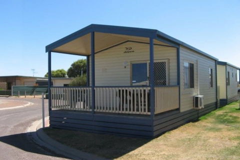 ARNO BAY CARAVAN PARK - Holiday Sunshine Coast 4