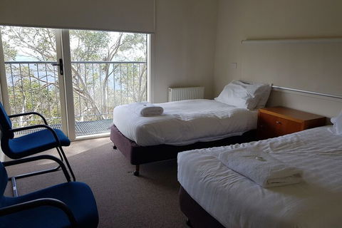 K2 Unit 11 - Holiday Sunshine Coast 1