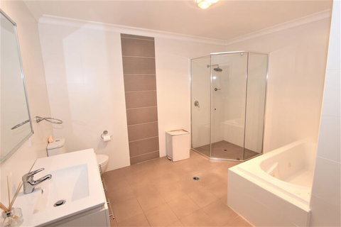 Riverview 2 - Holiday Sunshine Coast 3