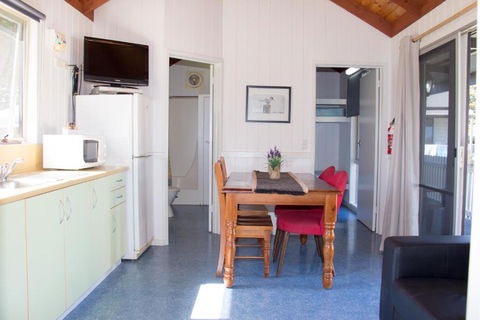 Gardens Caravan Park - Holiday Sunshine Coast 1