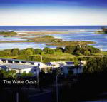 The Wave Oasis SC B  B - Holiday Sunshine Coast