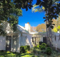 Wisteria Cottage on the Lagoon / Beach - Sunshine Coast Tourism