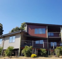 Moondance Lodge - Sunshine Coast Tourism