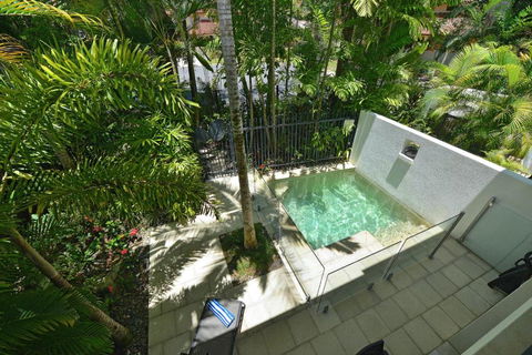Villa Frangipani - Sunshine Coast Tourism 2