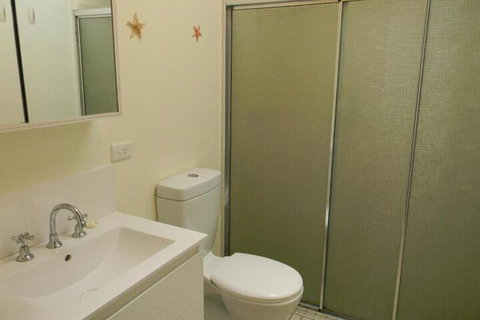 The Beach House - Holiday Sunshine Coast 6