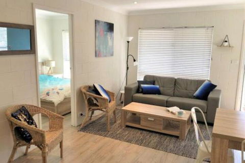 ALOHA At BLUEYS - Holiday Sunshine Coast 7