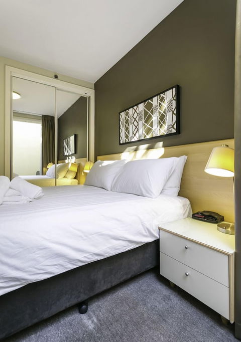 DARLING A Tidy Space In A Great Location - Holiday Sunshine Coast 2
