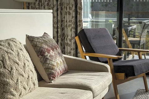 Roomerang At Lakeside Townhouse - Holiday Sunshine Coast 2