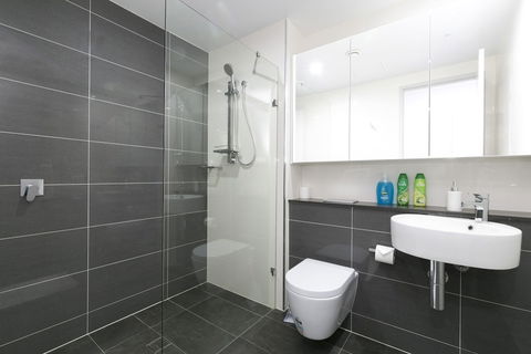 High-End Riverside Home - Holiday Sunshine Coast 5