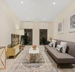 New 2 beds Apt mins walking to Darling HarbourQVB - Holiday Sunshine Coast