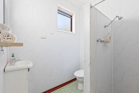 Albion Hotel Motel - Holiday Sunshine Coast 2