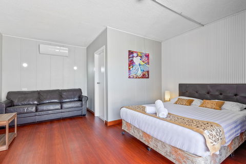 Albion Hotel Motel - Holiday Sunshine Coast 6
