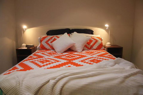 SACKVILLE APARTMENT 1 - Sunshine Coast Tourism 6