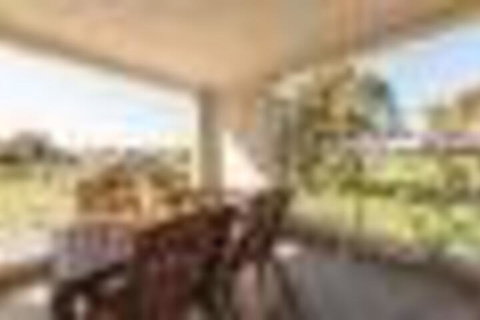 Lakeview Apartments Suite 17 - Sunshine Coast Tourism 4