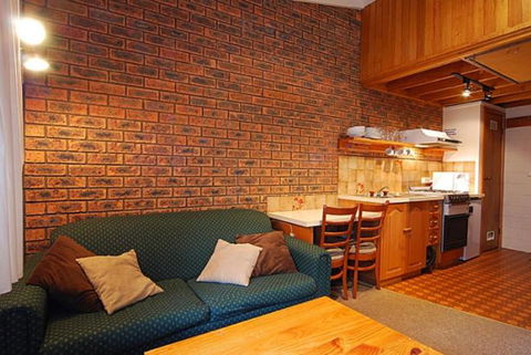 Alpine Haven 7 - Holiday Sunshine Coast 5