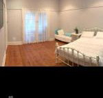 Farm stay on horse property - Sunshine Coast Tourism