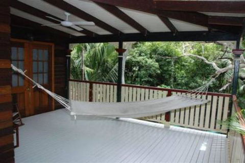 Appian Beach House - Holiday Sunshine Coast 2