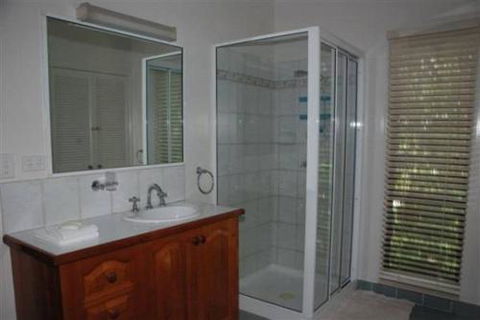 Appian Beach House - Holiday Sunshine Coast 3