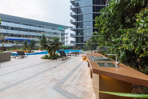 Airtrip Apartments On Cordelia - Holiday Sunshine Coast 0