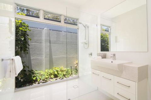 Iluka Beach Villa - Sunshine Coast Tourism 6
