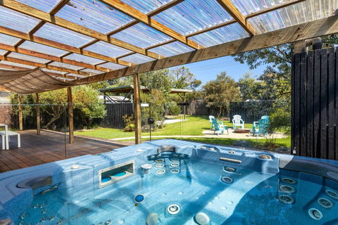 LightningRye - Holiday Sunshine Coast 4