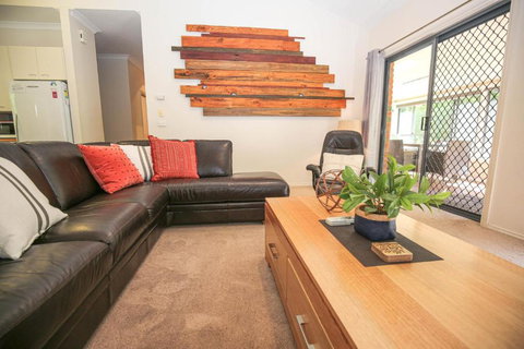 Abenaki - Sunshine Coast Tourism 5