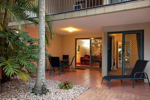 50 Metres To The Beach - Sunshine Coast Tourism 6