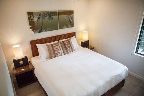 Sea Temple - 131 Luxury Swimout - Sunshine Coast Tourism 4