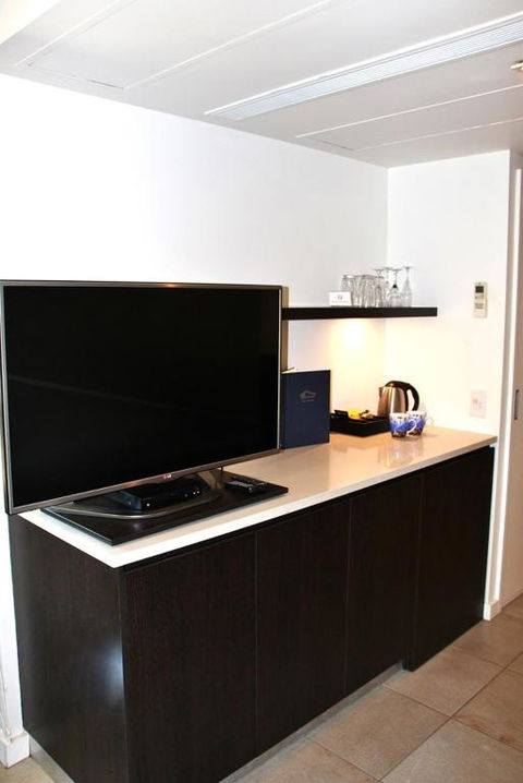 132 SEA TEMPLE LUXURY DIRECT STUDIO - Sunshine Coast Tourism 3
