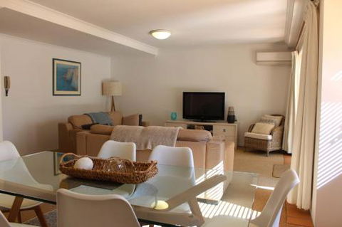2 / 22 Paterson Street Byron Bay Solaris - Sunshine Coast Tourism 0