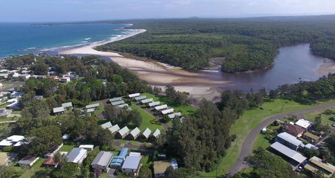 Sea Shell Chalet At Berrara Chalet - Holiday Sunshine Coast 4
