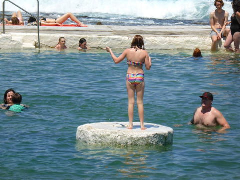 Arena Luxury Beachfront Apartment - Holiday Sunshine Coast 1
