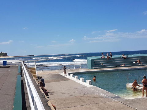 Arena Luxury Beachfront Apartment - Holiday Sunshine Coast 4