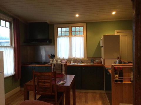 Tramway Cottage - Sunshine Coast Tourism 4