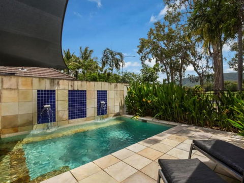 Solitudes At Sea Temple - Sunshine Coast Tourism 1