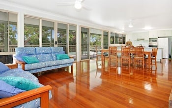 Orchid Beach Apartments - Sunshine Coast Tourism 2