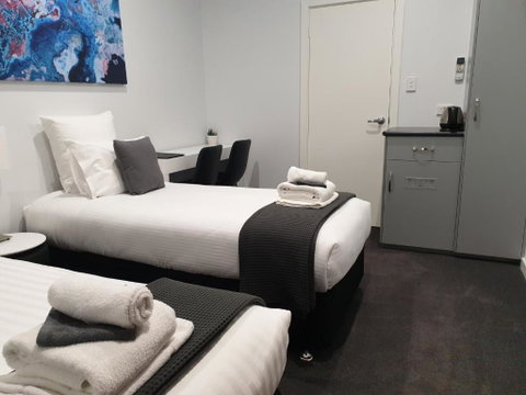 The Avenue Inn - Sunshine Coast Tourism 4