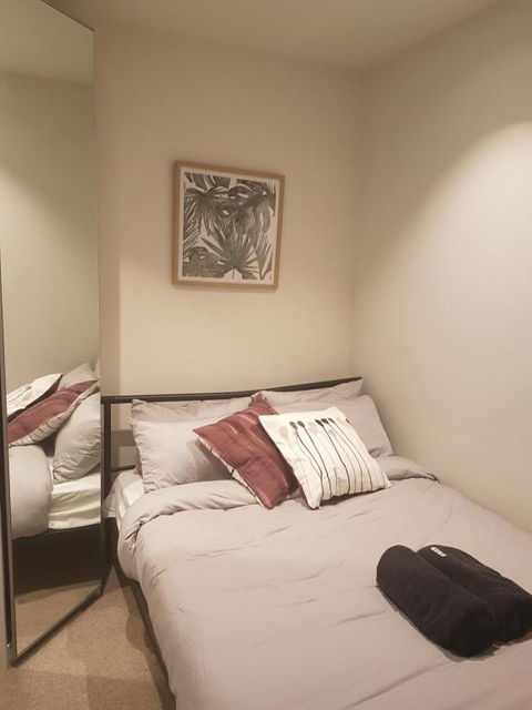 Luxury CBD Pool Gym & Spa - Sunshine Coast Tourism 3