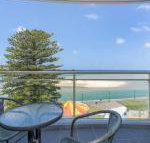 The Oaks Waterfront Resort Unit 303 - Holiday Sunshine Coast