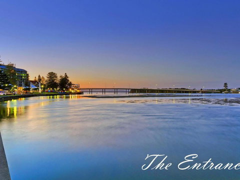 Toowoon Bay Townhouse Unit 6 - Holiday Sunshine Coast 3