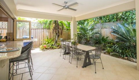 6 Beachside - Sunshine Coast Tourism 6