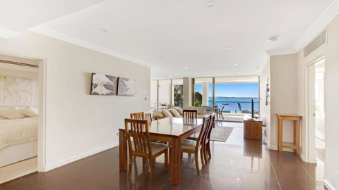 Aura Apartment With Spectacular Views! - Holiday Sunshine Coast 3