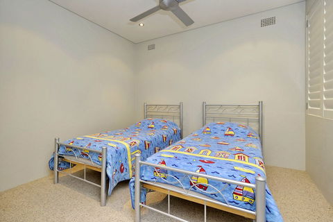 Del Rae Unit 12 Shoal Bay - Sunshine Coast Tourism 4