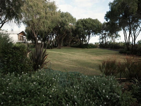 FortyTwo Oceanside Retreat Busselton - Sunshine Coast Tourism 5