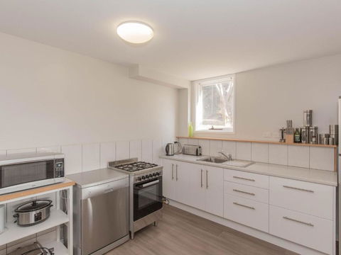 Randalls Place 5 Poley Cow Lane - Sunshine Coast Tourism 5