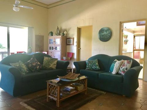 Birdhaven - Sunshine Coast Tourism 0