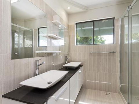 Acutterbove - Holiday Sunshine Coast 5