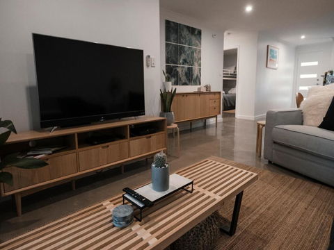 FortyThree Oceanside Retreat Busselton - Holiday Sunshine Coast 3