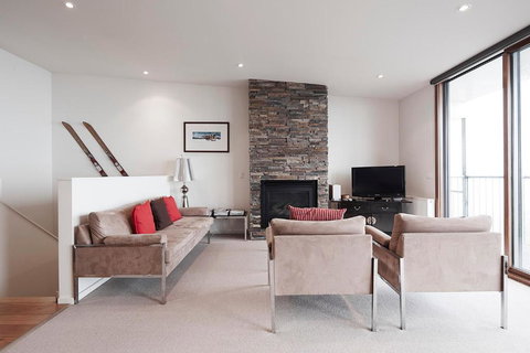 K2 12 - Holiday Sunshine Coast 1