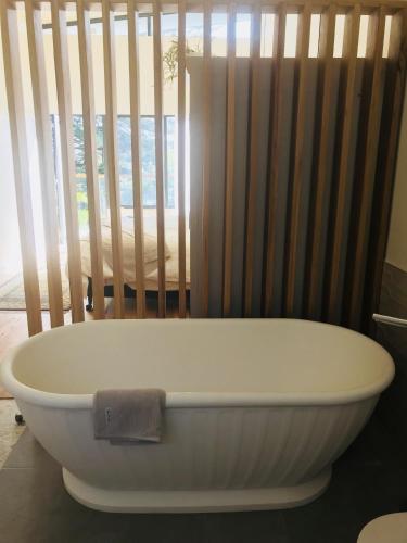 Brightwater Retreat - Sunshine Coast Tourism 1